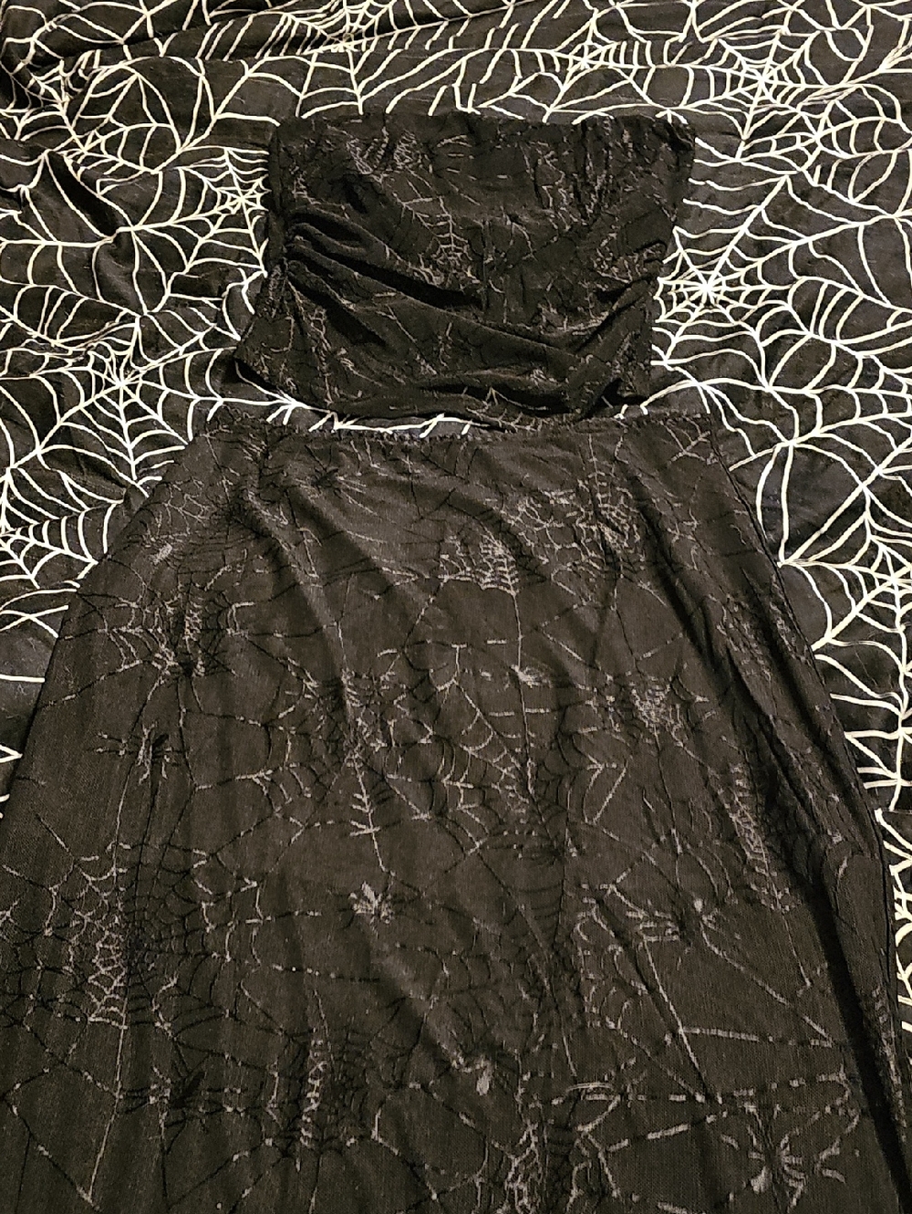 Forest Ink Spiderweb Set, L, BNWOT